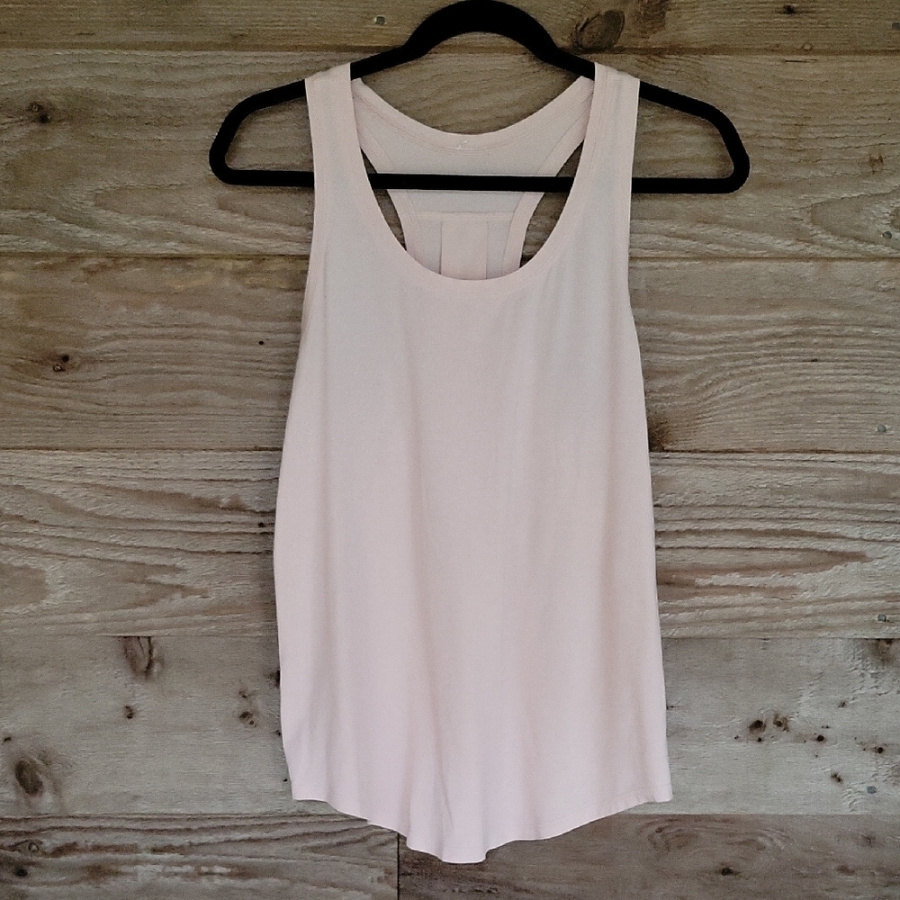 Lululemon Size 4 Pale Pink Love Tank Pleated
